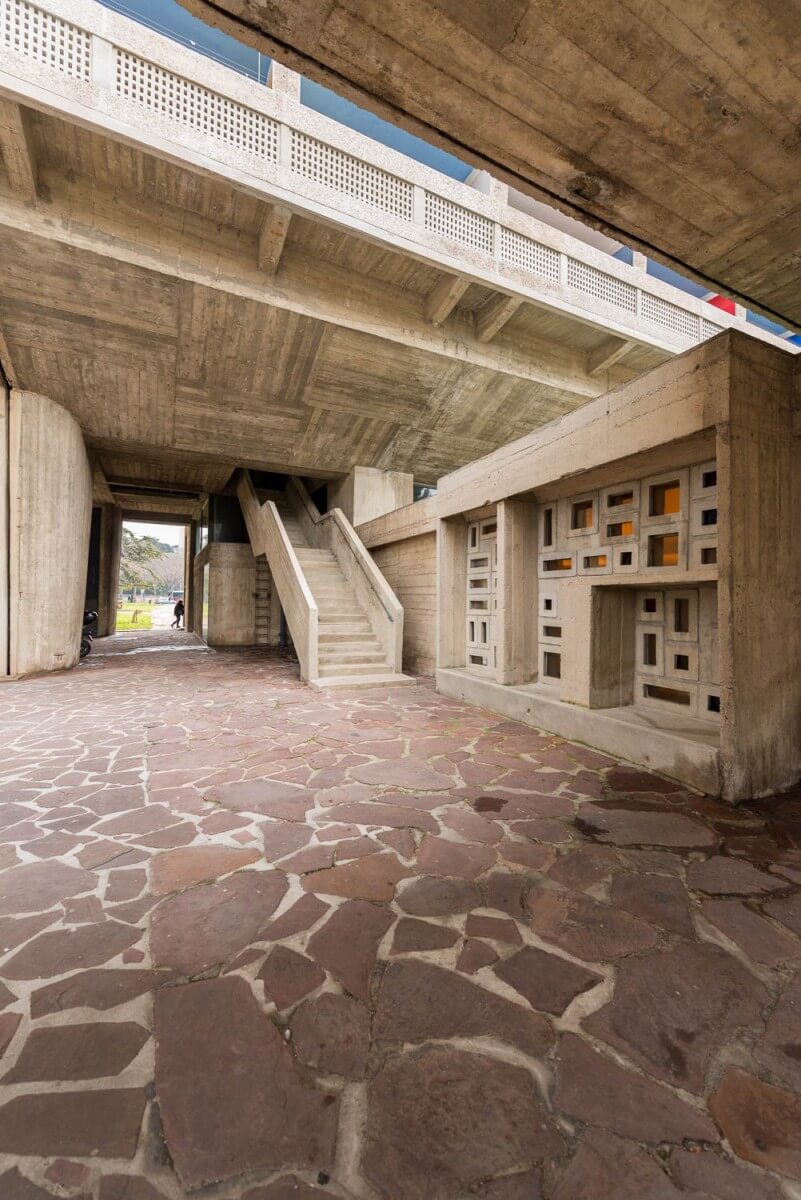 Visite de l'unité d'habitation de Marseille Le Corbusier avec Jacques Sbriglio